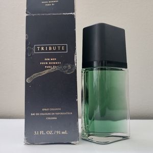 Tribute for Men Spray Cologne
